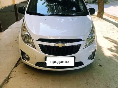Белый Chevrolet Spark, 2 позиция 2015 года, КПП Механика, в Ташкент за 6 900 y.e. id3258675