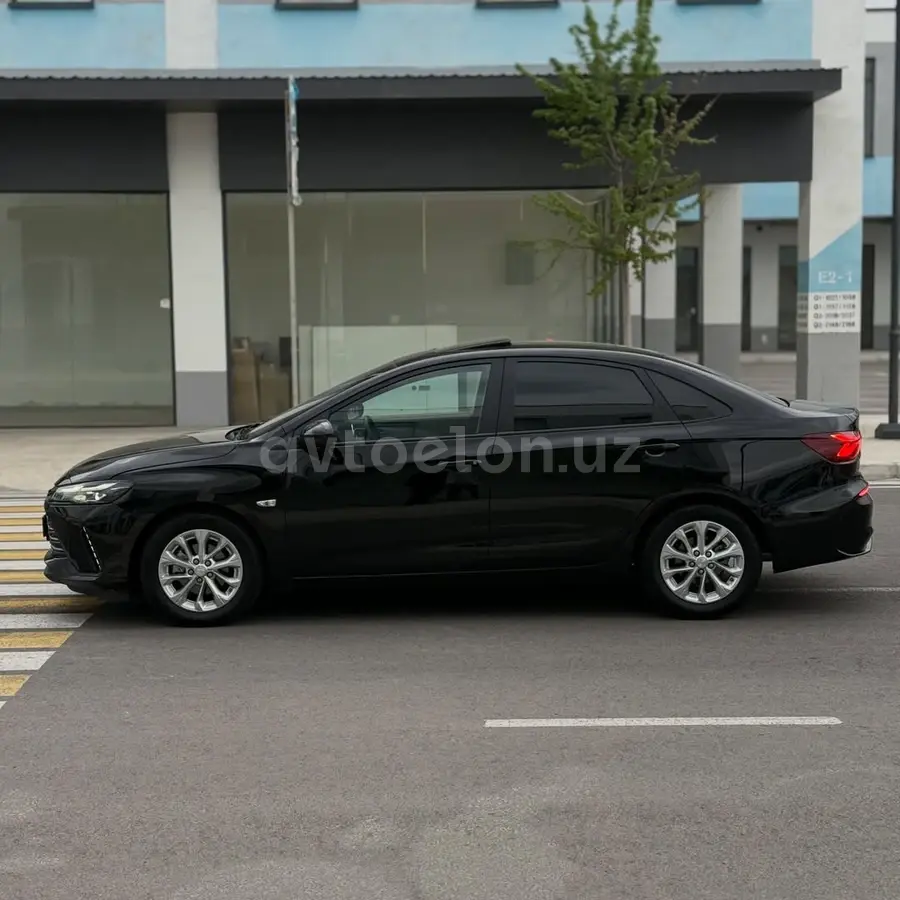 Chevrolet Monza 2023 — 3