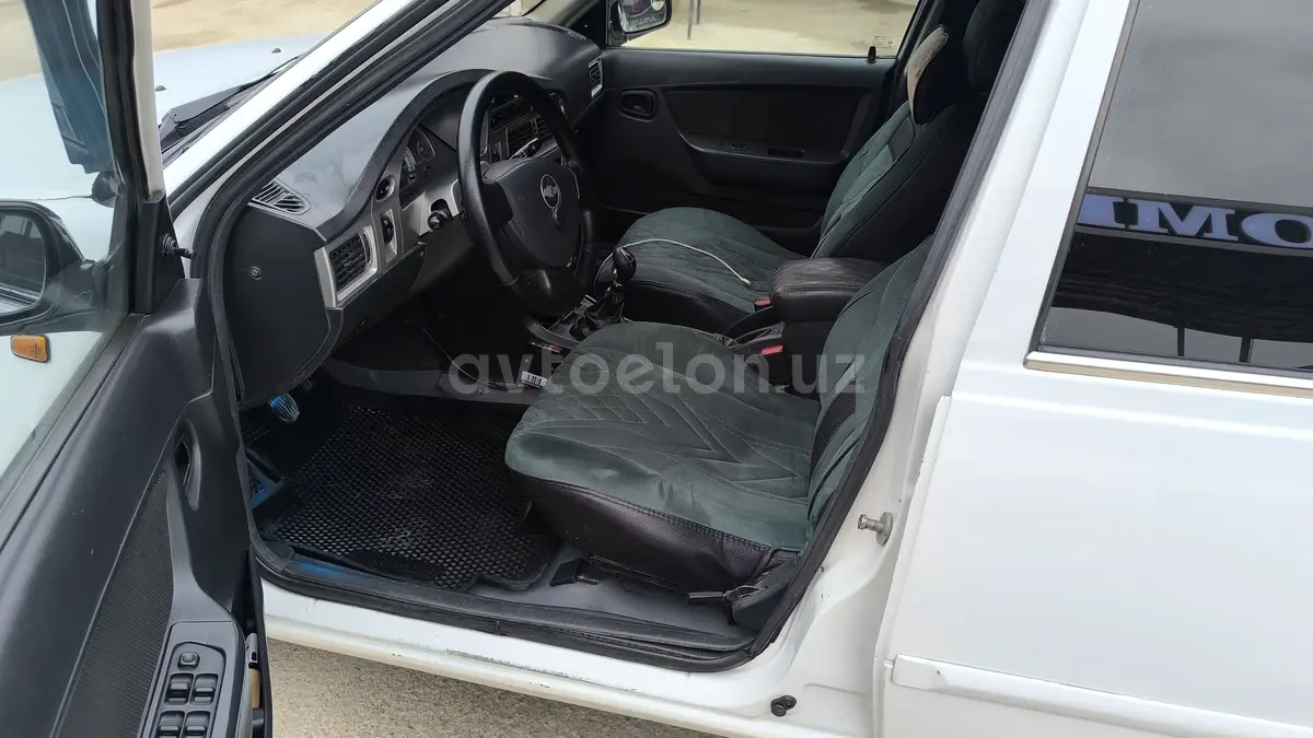 Daewoo Nexia II — 4