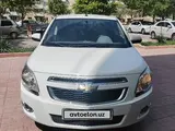 Белый Chevrolet Cobalt, 4 позиция 2022 года, КПП Автомат, в Фергана за 11 900 y.e. id5219846, Фото №1