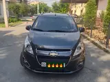 Мокрый асфальт Chevrolet Spark, 4 позиция 2018 года, КПП Автомат, в Наманган за 9 000 y.e. id6450001, Фото №1