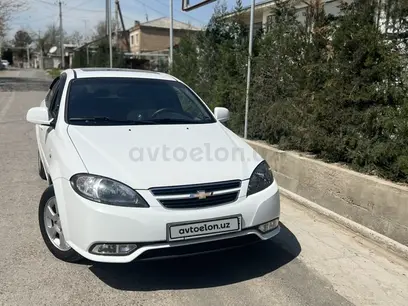 Oq Chevrolet Gentra, 3 pozitsiya 2018 yil, КПП Avtomat, shahar Toshkent uchun 12 000 у.е. id4935044