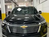 Черный Chevrolet Traverse 2024 года, КПП Автомат, в Ташкент за ~58 296 y.e. id5226313, Фото №1